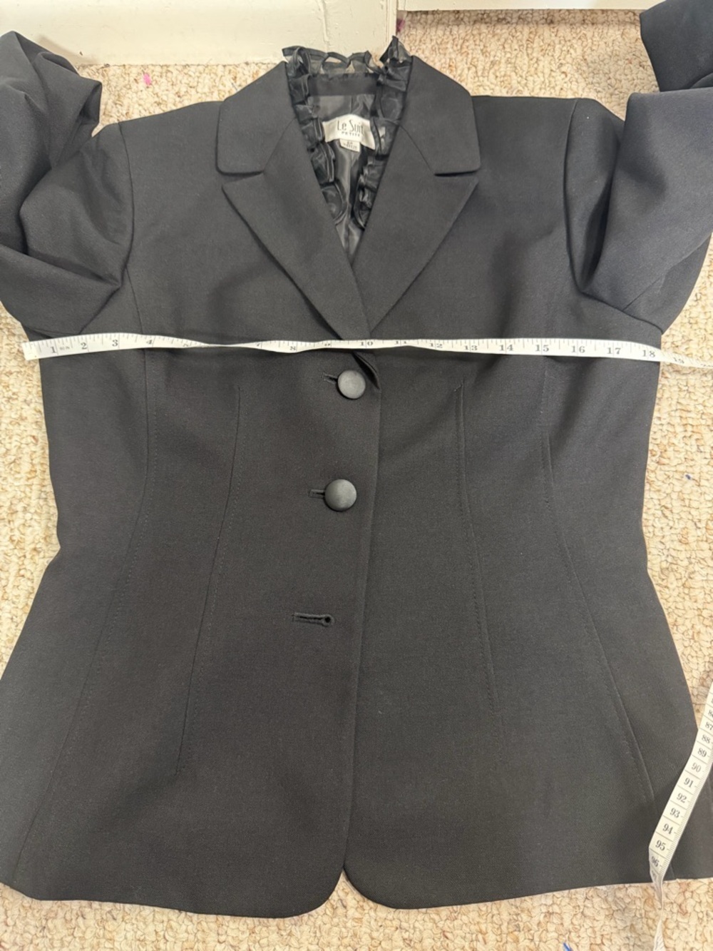 Le Suit Black Women's Tailored Blazer with ruffles style size 6 petite - Picture 6 of 8